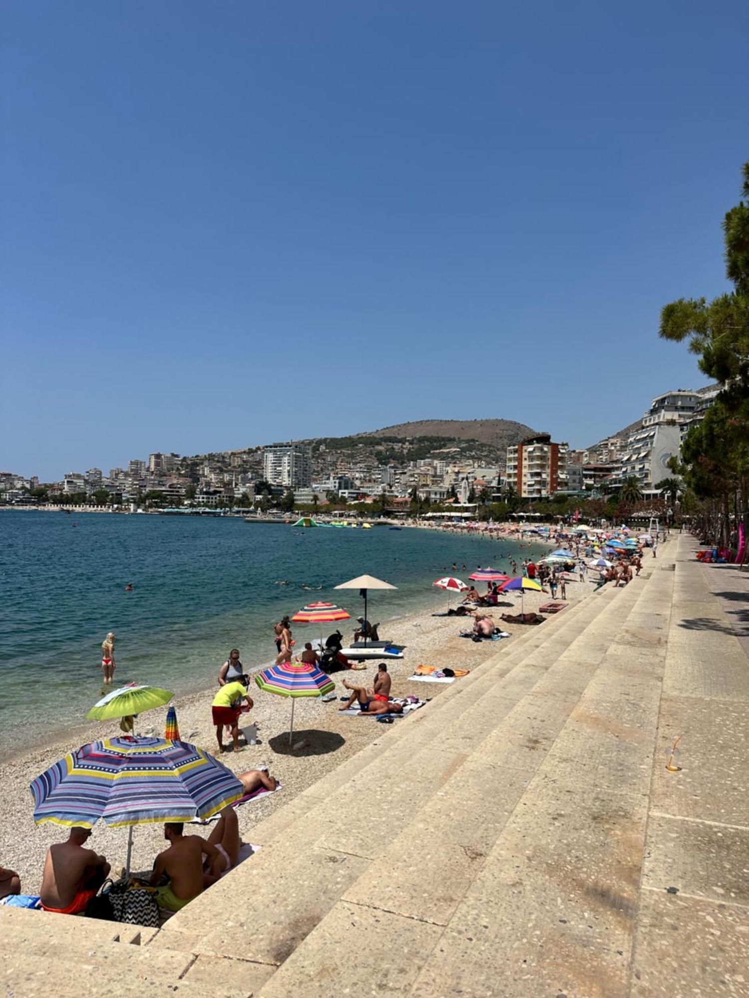 Taurasi Red Saranda Apartment Exterior photo